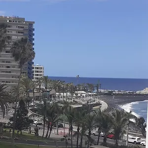 https://charming-holidays-in-martinez-beach.tenerifehoteles.net